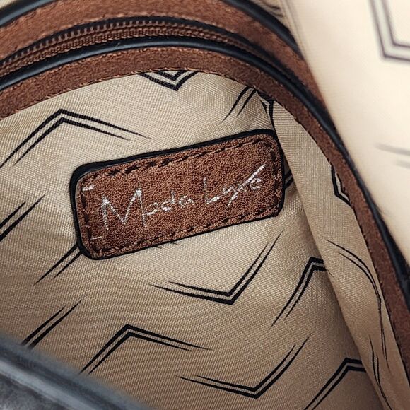 Moda Luxe Maisy Vegan Leather Rustic Black Backpack - Picture 9 of 12